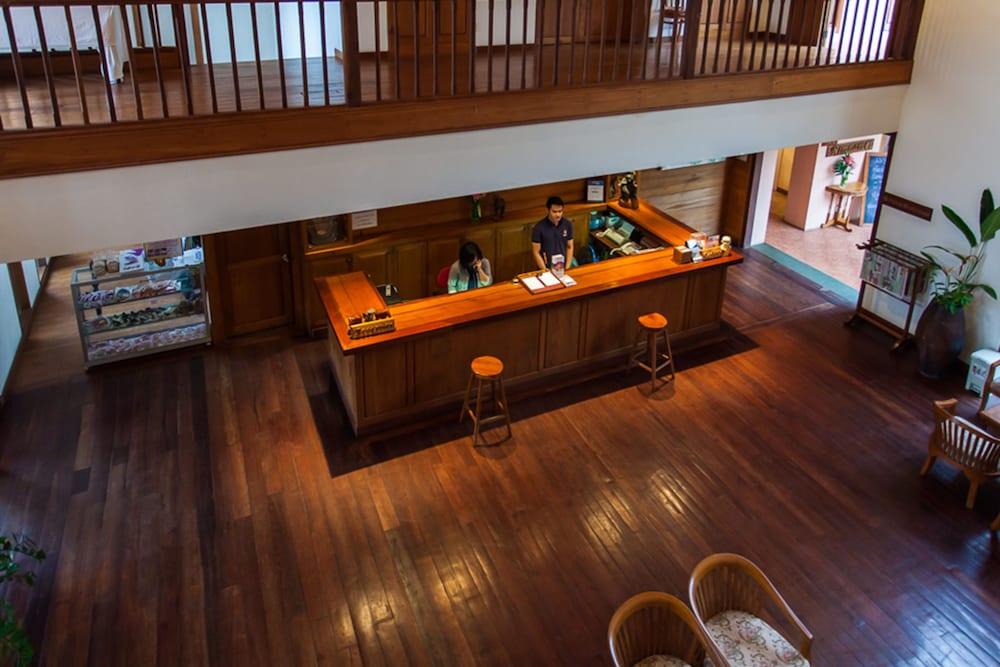 Riverhouse-The Teak House Mae Sariang Exterior photo